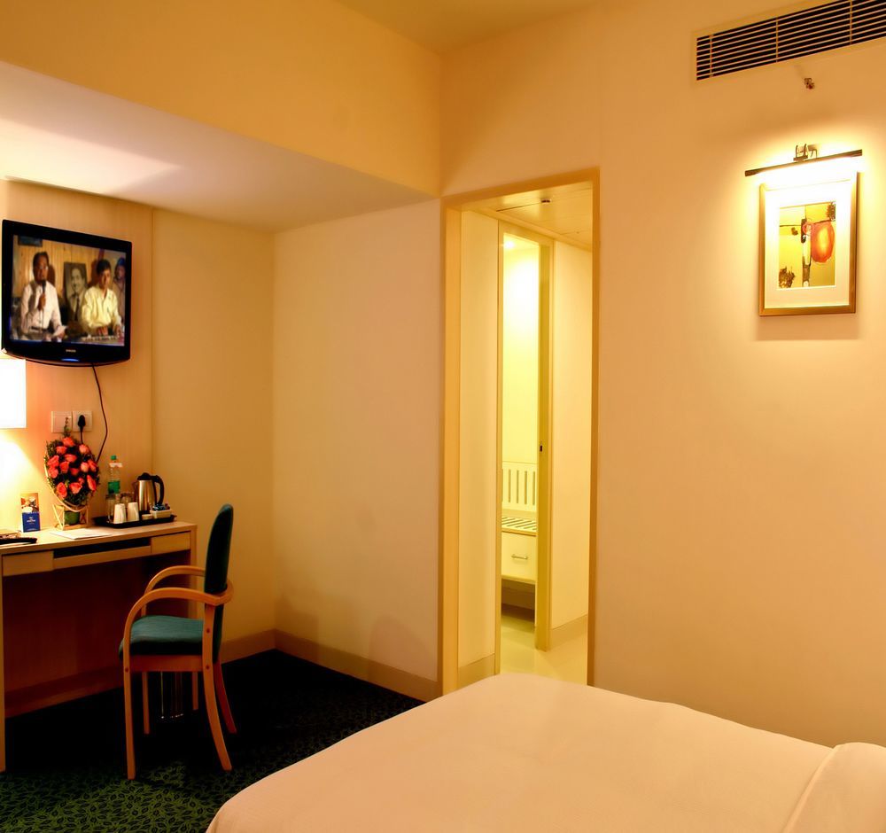 Aditya Hometel Hyderabad Zimmer foto